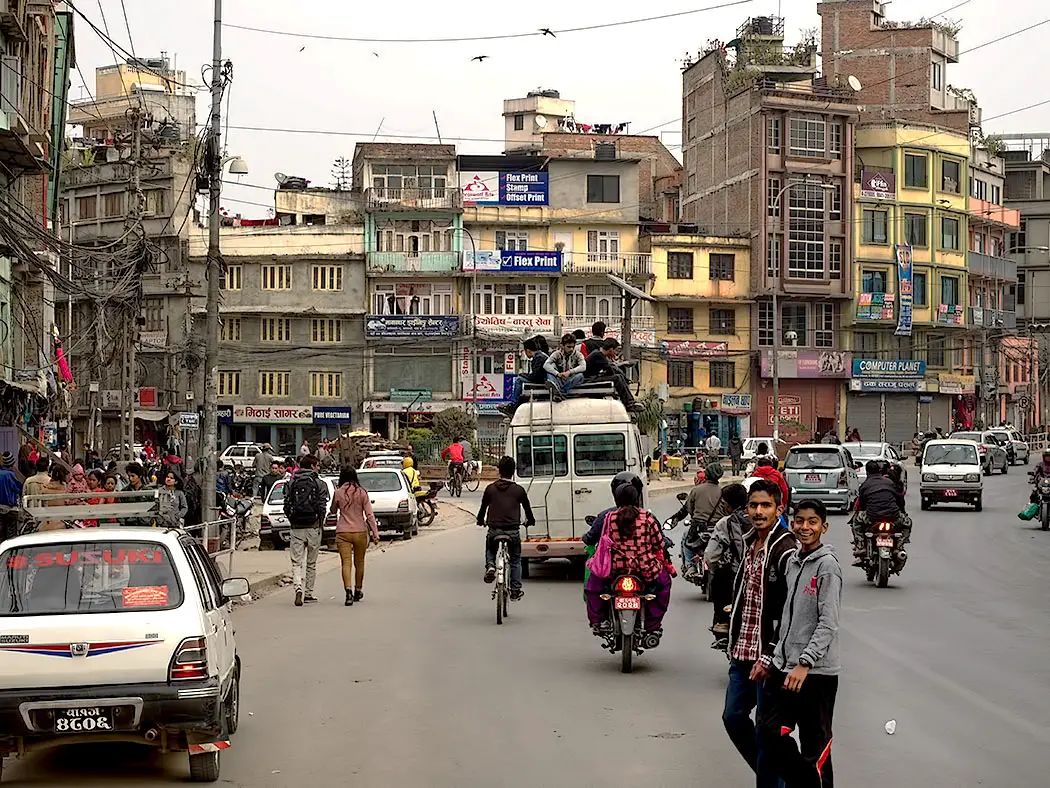 https://holeinthedonut.com/wp-content/uploads/2016/01/Nepal-Kathmandu-street-scene-traffic.jpg
    